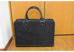 briefcaseのイラスト